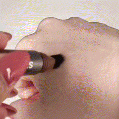 Brow Definer - Augenbrauenpinsel mit einzigartiger Bürste